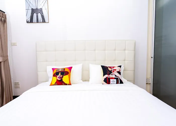 The Gallery Suite Phayathai